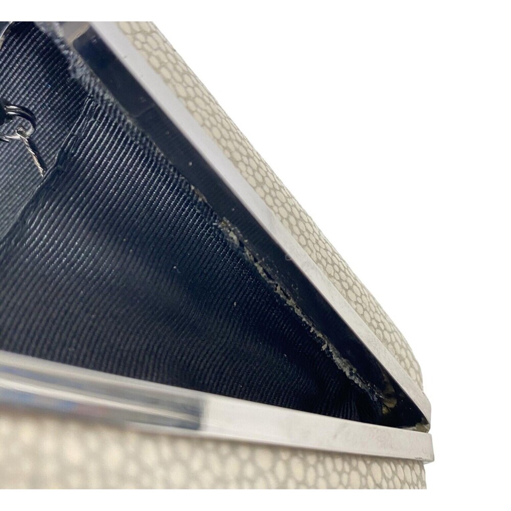 Vince Camuto Small Clutch Handbag Style VC-LUV-MN Group Stingry Color (READ) - Picture 8 of 9